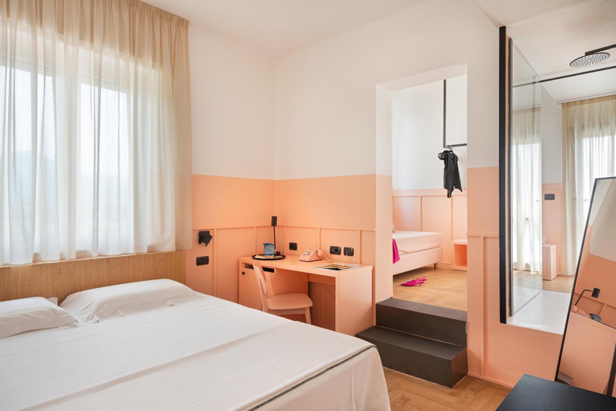 Re Versiliana Hotel 马里纳-迪-皮特拉桑塔 外观 照片