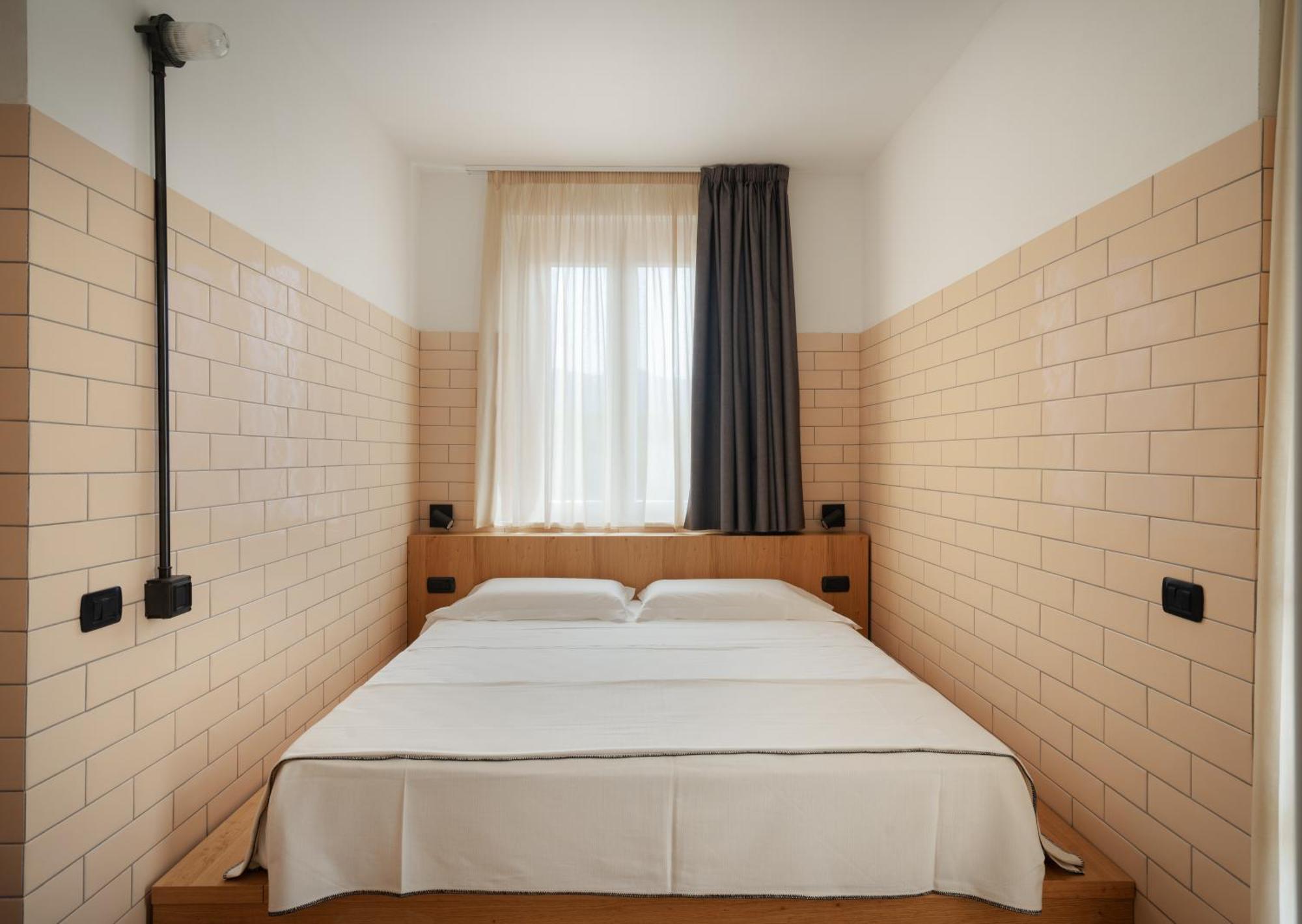 Re Versiliana Hotel 马里纳-迪-皮特拉桑塔 客房 照片